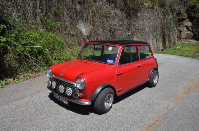 1967 Mini Classic Mini Restored to Original