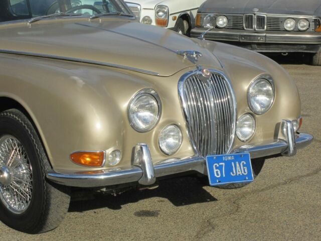 1967 Jaguar 3.8 Original interior & A/C car