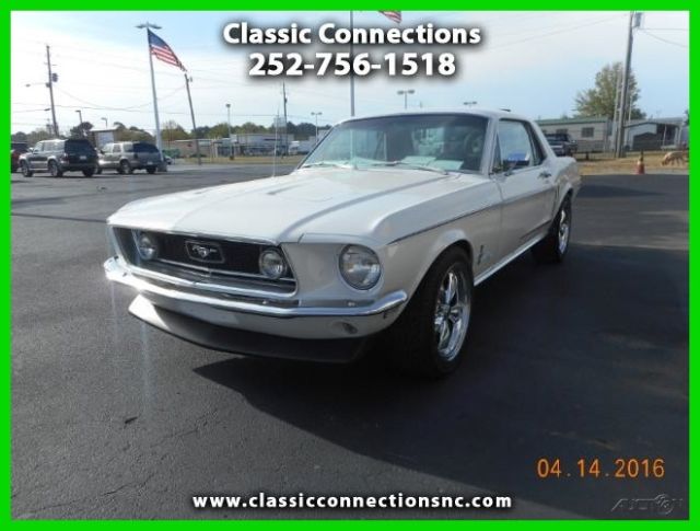 1968 Ford Mustang Deluxe Coupe