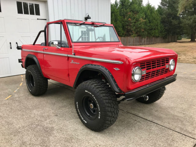 1968 Ford Bronco V8, Automatic, 4 Wheel Disc Brakes, Power Steering