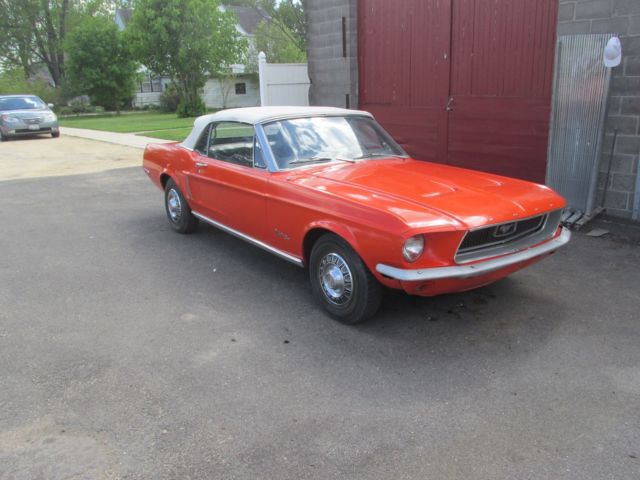 1968 Ford Mustang DELUXE