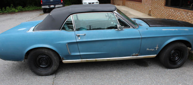 1968 Ford Mustang standard