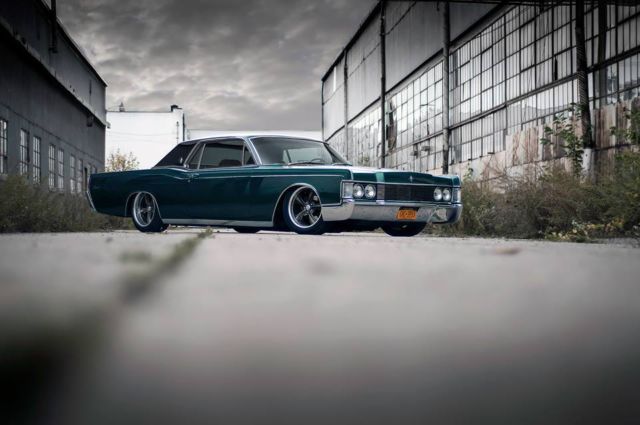19680000 Lincoln Continental
