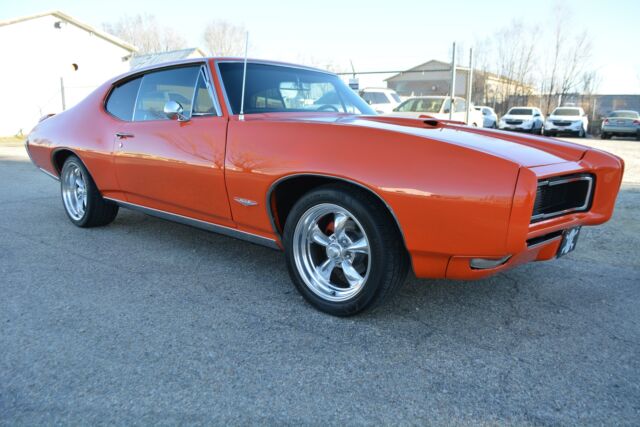 1968 Pontiac GTO Deluxe
