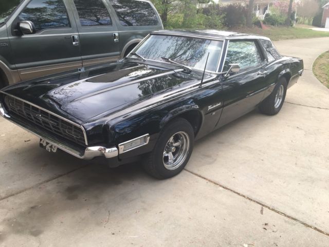 1968 Ford Thunderbird COUPE