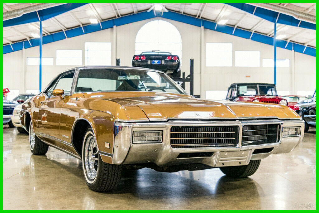 1969 Buick Riviera 2dr Coupe