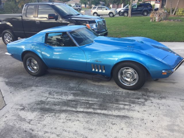 1969 Chevrolet Corvette coupe