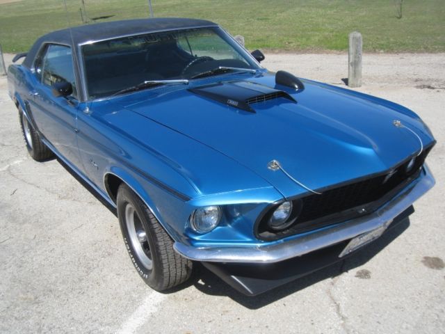 1969 Ford Mustang BIG BLOCK 390
