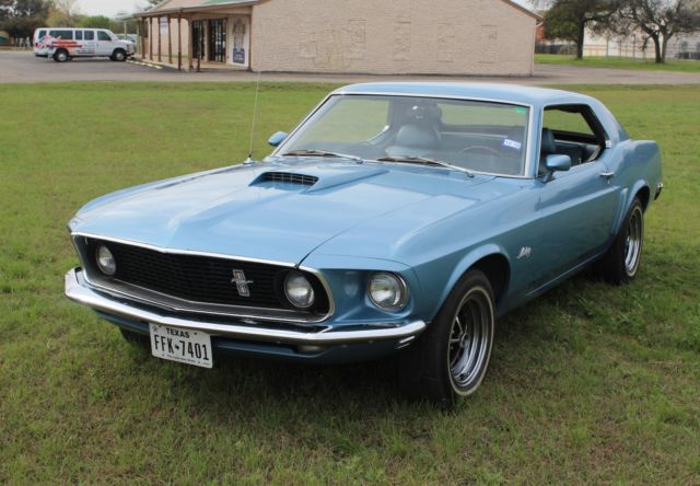 1969 Ford Mustang Upgraded Level incl. Hood Scoupe
