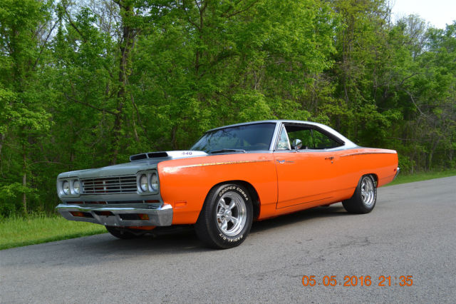 1969 Plymouth Road Runner SPORT COUPE