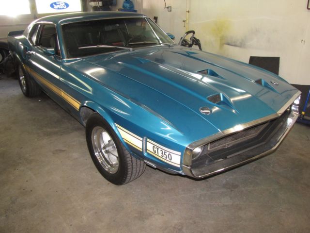 1969 Shelby Cobra deluxe