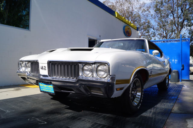 1970 Oldsmobile 442 455 V8 HARDTOP COUPE WITH W30 OPTIONS
