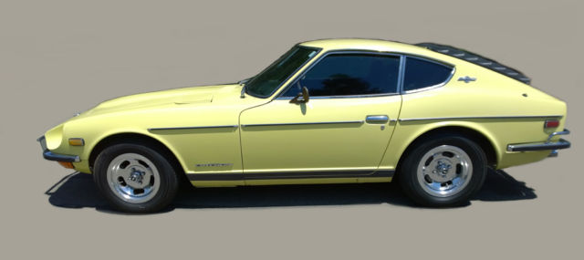 1970 Datsun Z-Series chrome