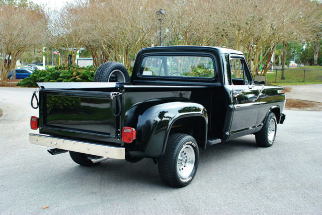 1970 Ford F-100 Gorgeous! 3-Speed V8 Runs & Drives Great!