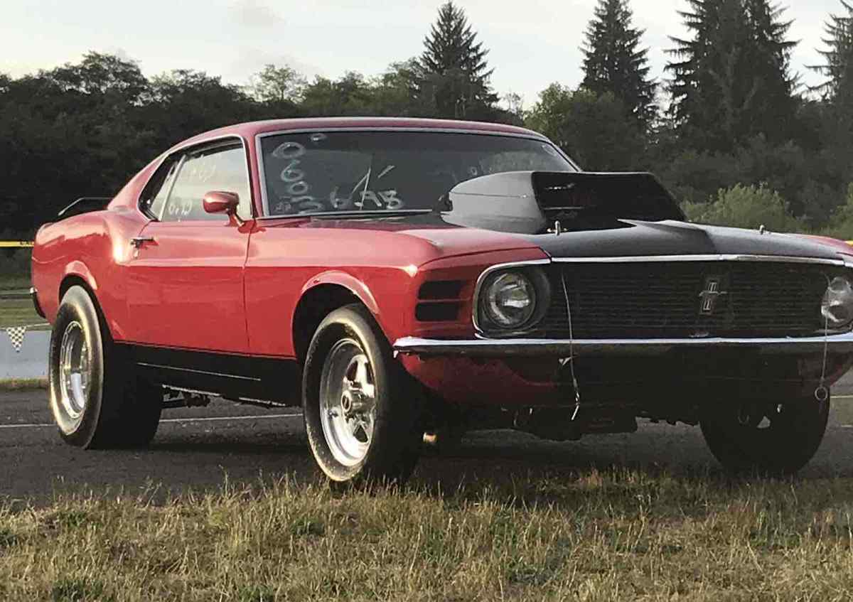 1970 Ford Mustang Mach 1 351 Drag Race