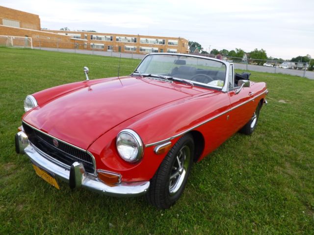 1970 MG MGB Nice Split Bumper with Overdrive