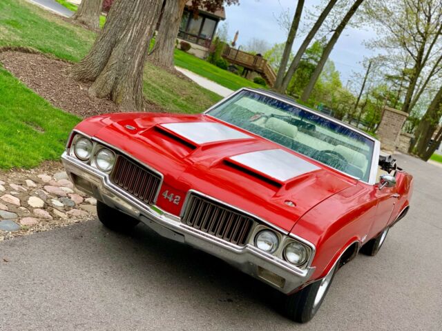 1970 Oldsmobile 442 442 #'s Matching 4 speed