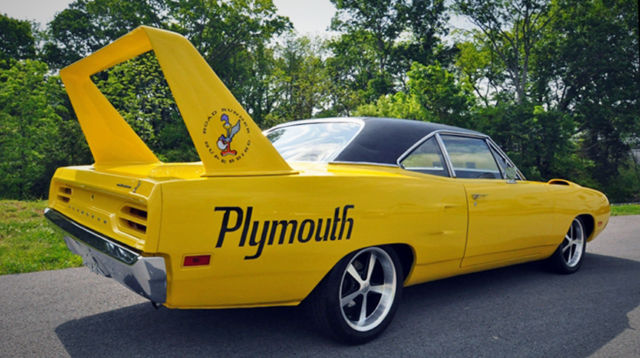 1970 Plymouth Road Runner SuperBird