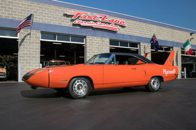 1970 Plymouth Road Runner 440 6-Pack 4-Speed