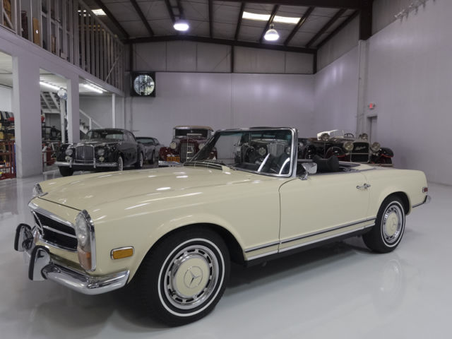 1971 Mercedes-Benz 200-Series 280SL Roadster, Only 17,300miles! Stunning!!