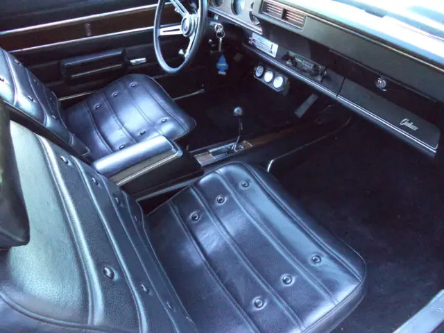 oldsmobile 442 interior