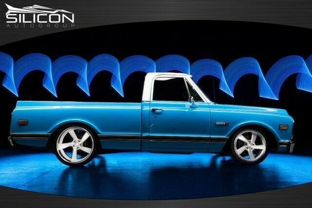 1972 Chevrolet C-10 SHOW TRUCK FULLY RESTORED FUEL INJECTED 500 MILES
