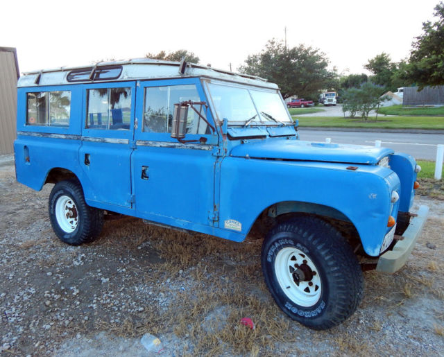 1972 Land Rover Defender 109 Station Wagon