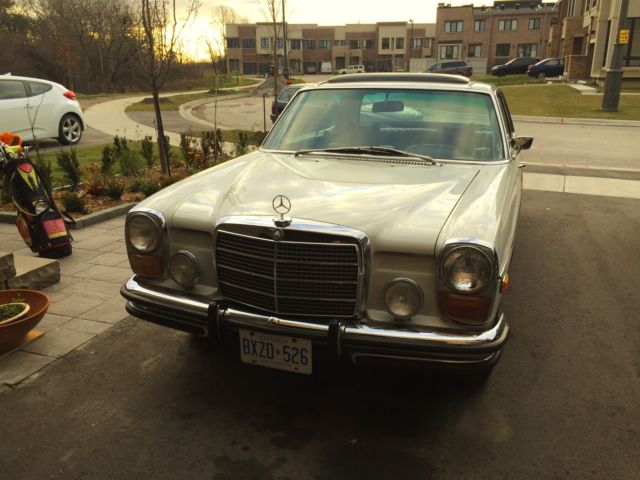 1972 Mercedes-Benz 200-Series Coupe