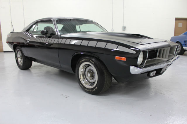 1972 Plymouth Barracuda AAR Clone 340 6 Pack 4 Speed Disc Headers Console