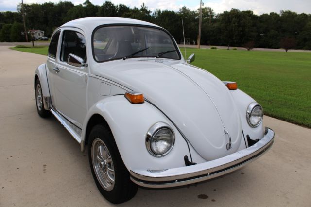 1972 Volkswagen Beetle - Classic Chrome Silver Trim