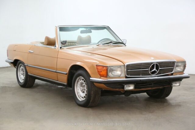 1972 Mercedes-Benz 300-Series with 2 Tops