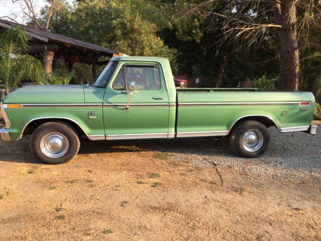 1973 Ford F-100 Ranger trailer special