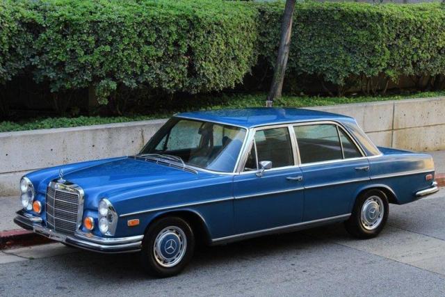 1973 Mercedes-Benz 300SEL --