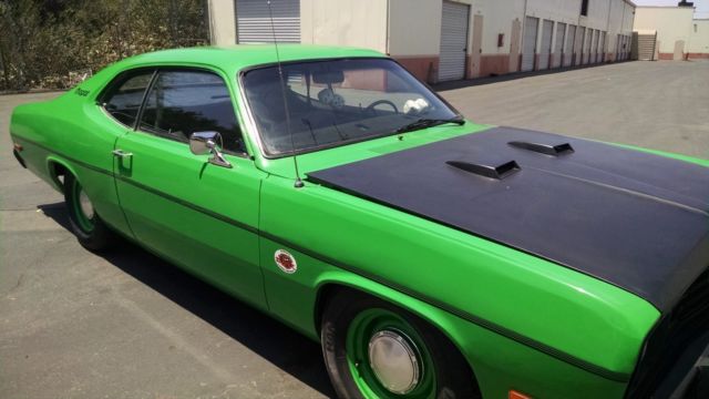 1973 Plymouth Duster Black