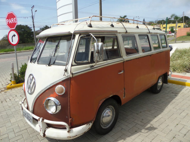 1973 Volkswagen Bus/Vanagon Split Windows