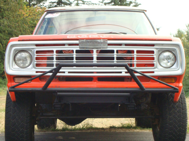 1974 Dodge Ramcharger Fully removeable hard top