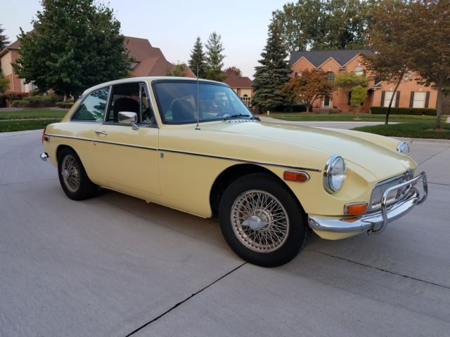 1974 MG MGB GT COUPE
