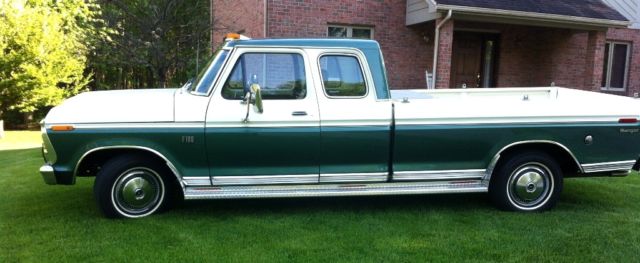 1974 Ford F-100 SuperCab Ranger 8' Bed