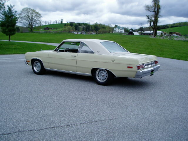 1974 Plymouth Duster Brougham