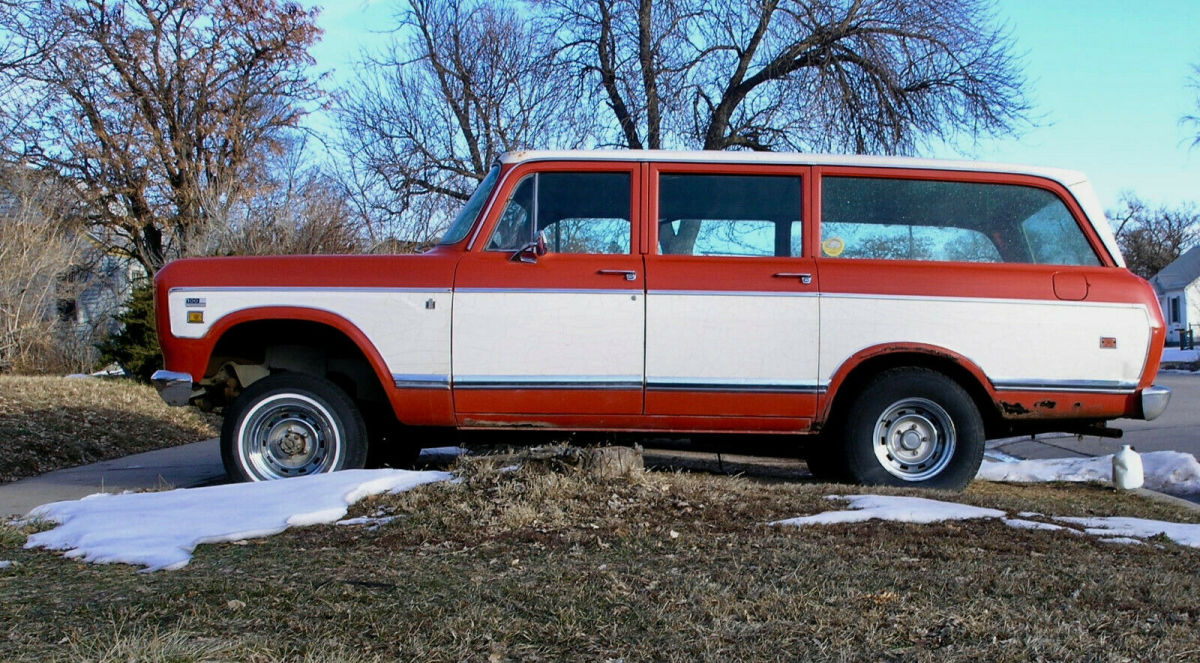 1974 International Harvester 100 Custom Cab/Custom Interior