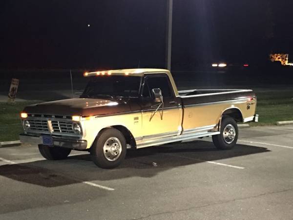 1975 Ford F-350 Brown and Cream