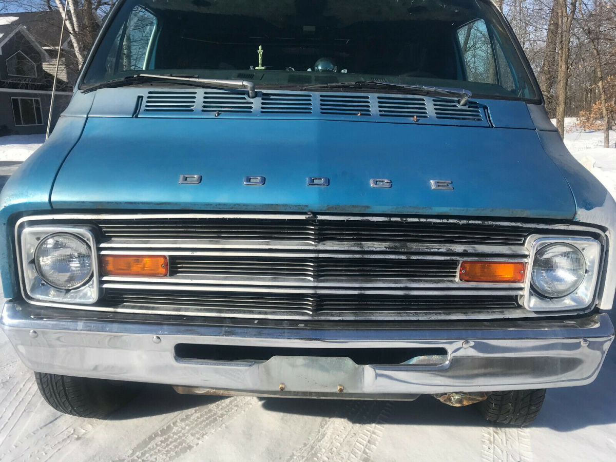 1975 Dodge Ram Van
