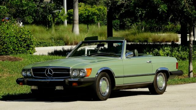 1975 Mercedes-Benz SL-Class GREEN CODED CAR