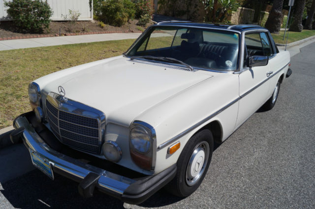 1976 Mercedes-Benz 200-Series 280C COUPE WITH FACTORY SUNROOF