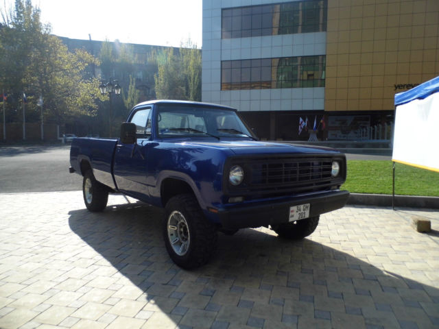 1976 Dodge Other Pickups w 200