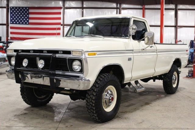 1976 Ford F-250 --