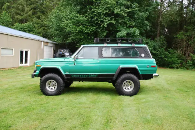 1976 Jeep Cherokee Chief Sport Wide Track 4x4 Wagoneer