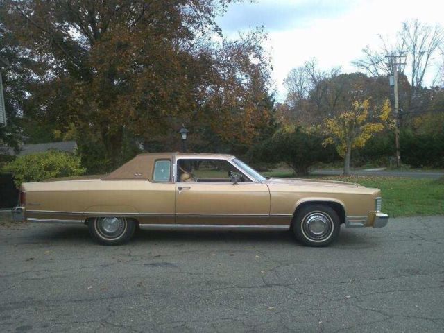 1976 Lincoln Town Car Town Coupe