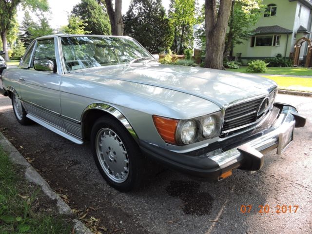 1976 Mercedes-Benz SL-Class Coupe/Roadster