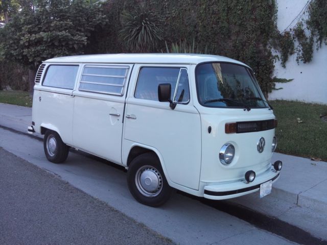 1976 Volkswagen Bus/Vanagon Camper mobile